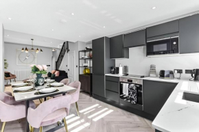 The Ultimate Hangout 4BR Modern House with Garden